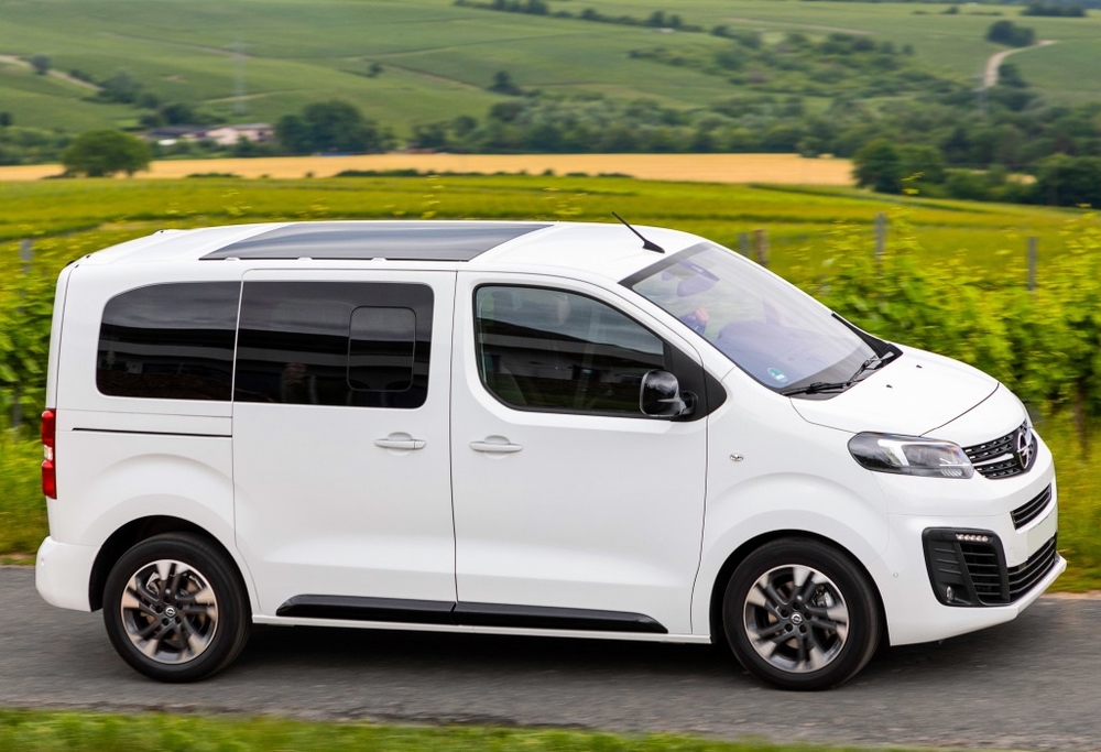 Автошторки для Opel Zafira Life 1G Минивэн 5D  (2019 - н.в.) Small