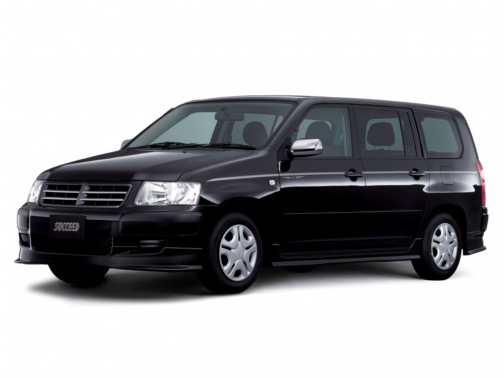 Автошторки для Toyota Succeed Универсал 5D  (2002 - 2019)