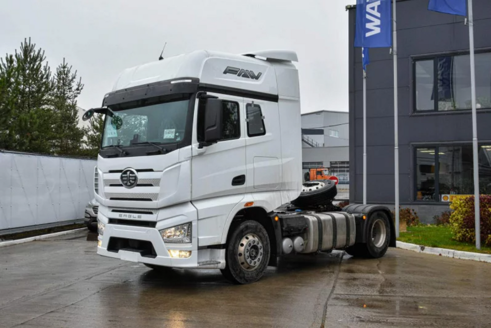 Автошторки для FAW J7 1G Грузовик 2D  (2023 - н.в.)