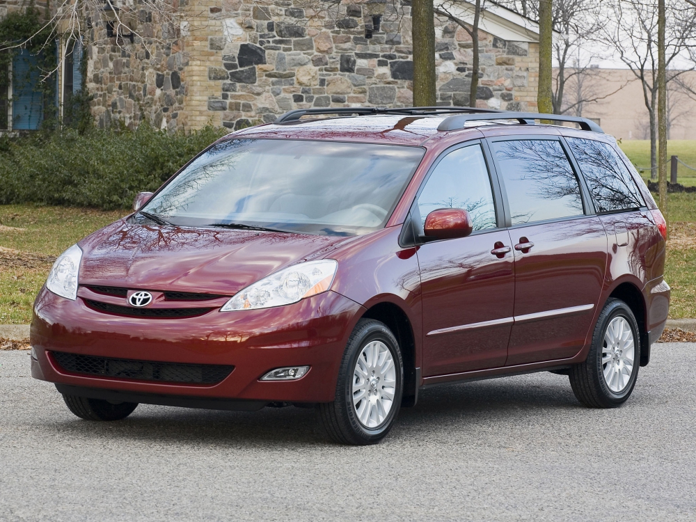 Автошторки для Toyota Sienna 2G Минивэн 5D  (2003 - 2010)