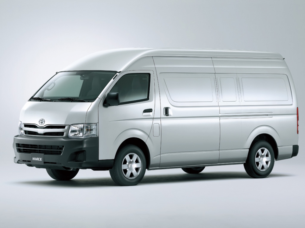 Автошторки для Toyota Hiace 5G Микроавтобус 4D  (2004 - 2019) H200