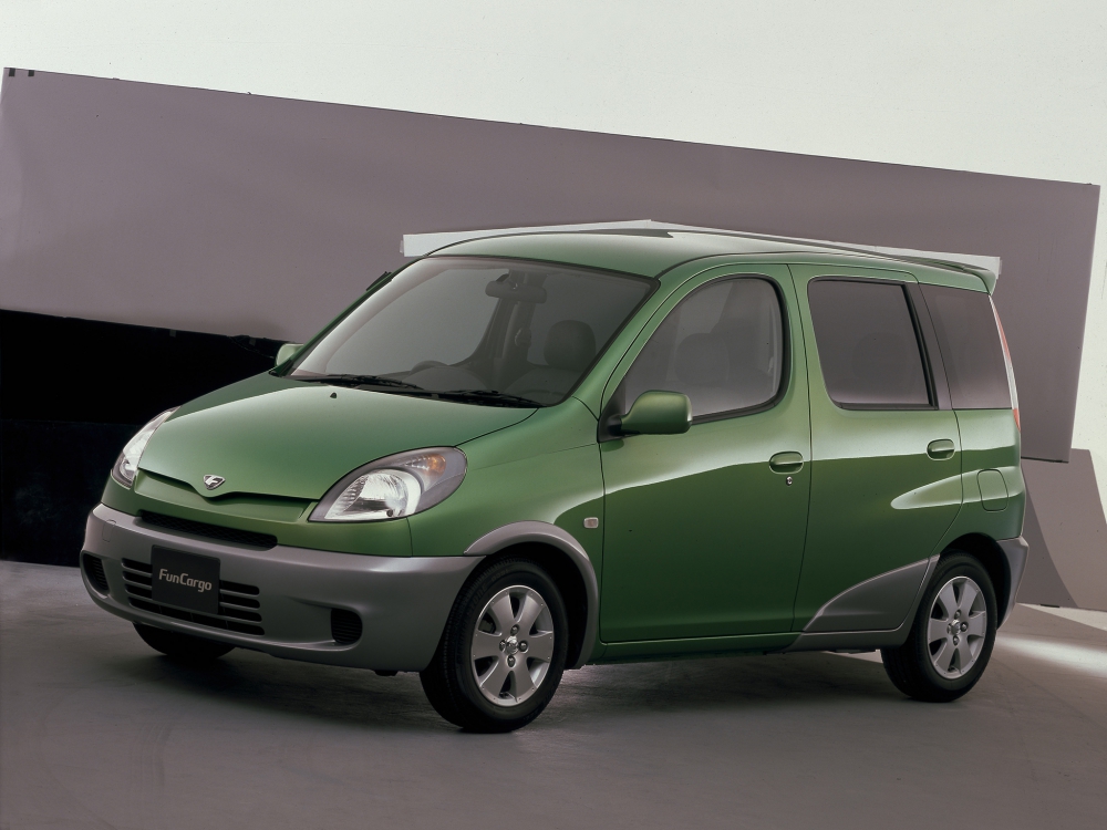 Автошторки для Toyota Funcargo Хетчбэк 5D  (1999 - 2005)