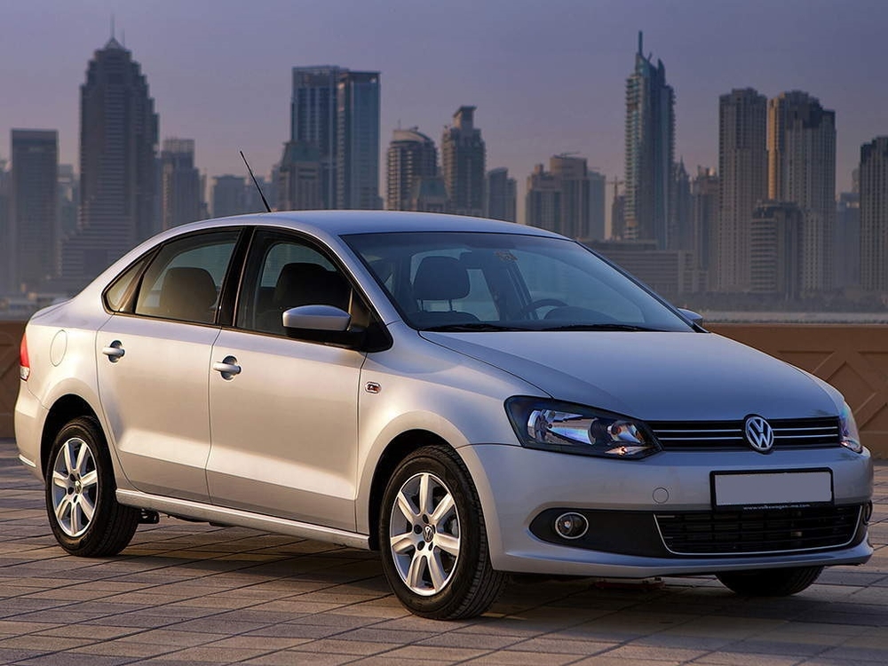 Автошторки для Volkswagen Vento 1G Седан 4D  (2010 - н.в.) с динамиком в заглушке у зеркала заднего вида
