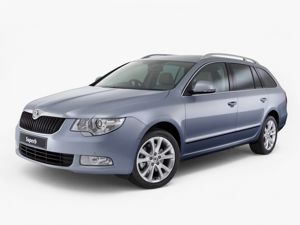 Автошторки для Skoda Superb 2G Универсал 5D  (2008 - 2015) со штатными шторками