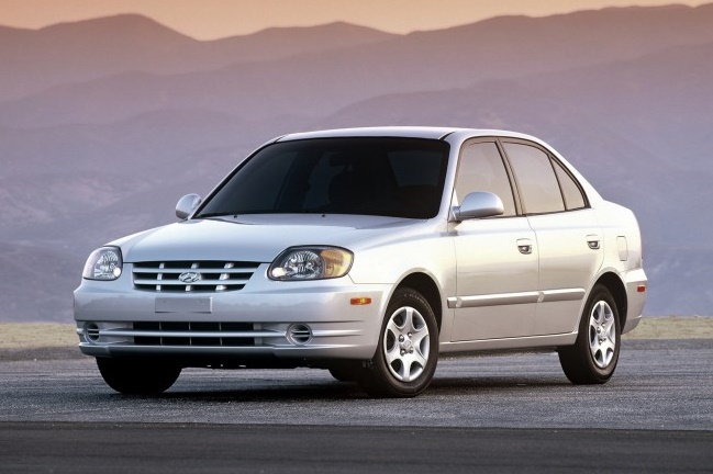 Автошторки для Hyundai Verna 2G Седан 4D  (1999 - 2005) LC