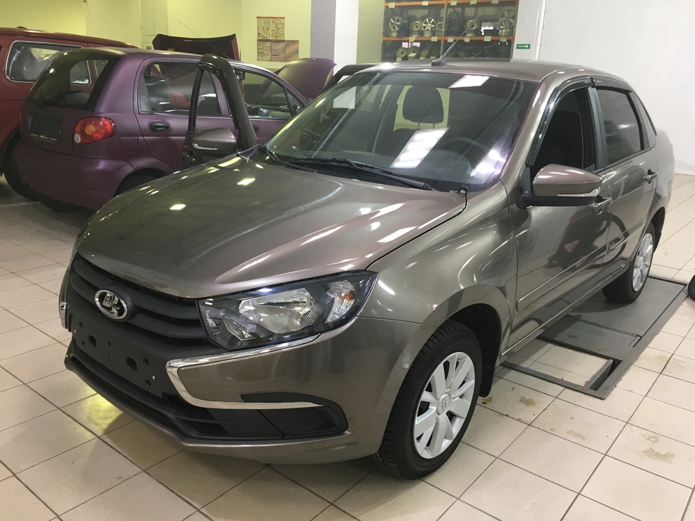 Автошторки для LADA Granta 1G Седан 4D  (2018 - н.в.) Рестайлинг