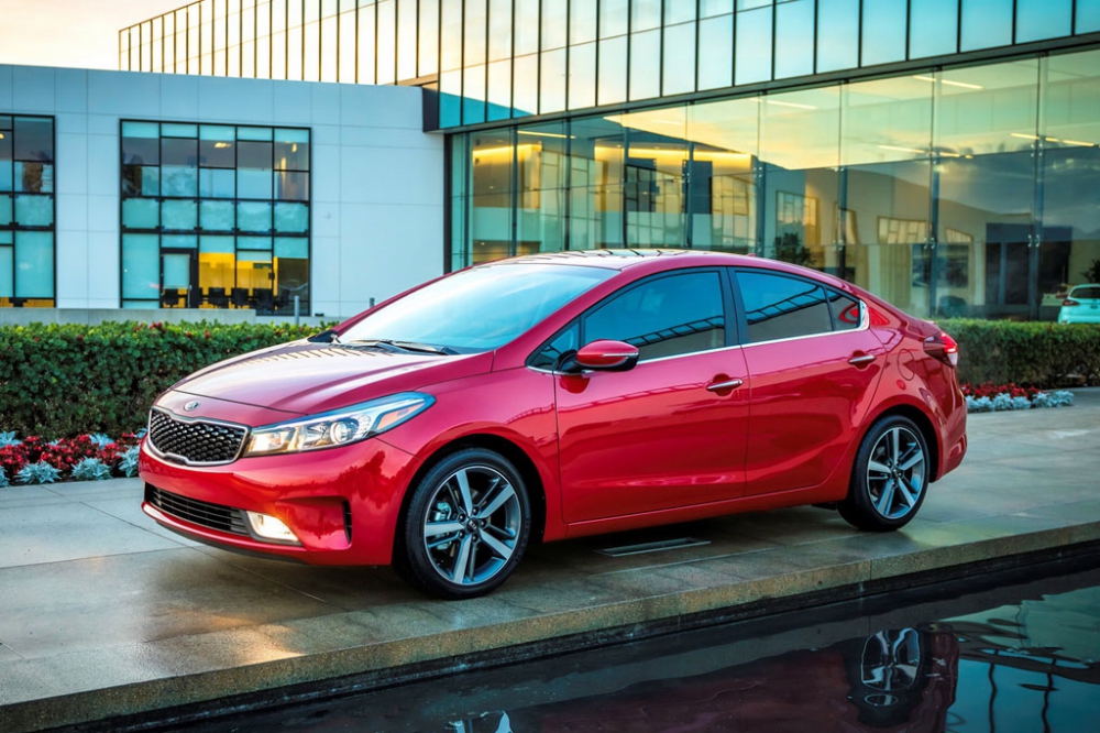 Автошторки для Kia Cerato 3G Седан 4D  (2016 - 2018) Рестайлинг