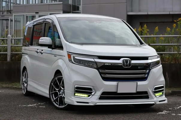 Автошторки для Honda Stepwgn 5G Минивэн 5D  (2017 - 2022) Spada