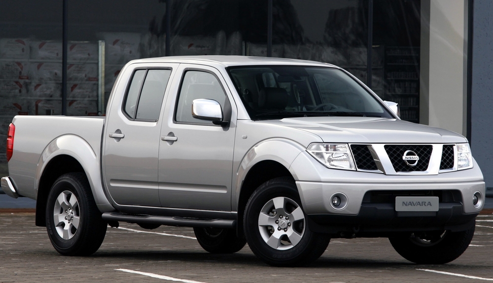 Автошторки для Nissan Navara 2G Пикап 4D  (2005 - 2015) D40 с подлокотниками