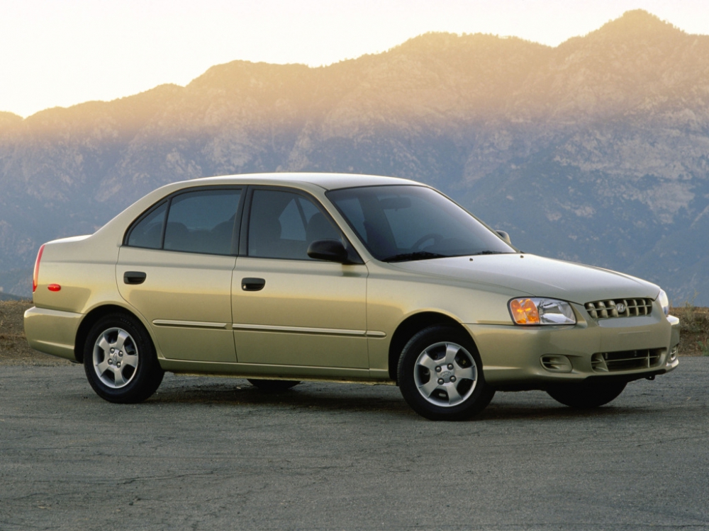 Автошторки для Hyundai Accent 2G Седан 4D  (2000 - 2006) корейская сб.
