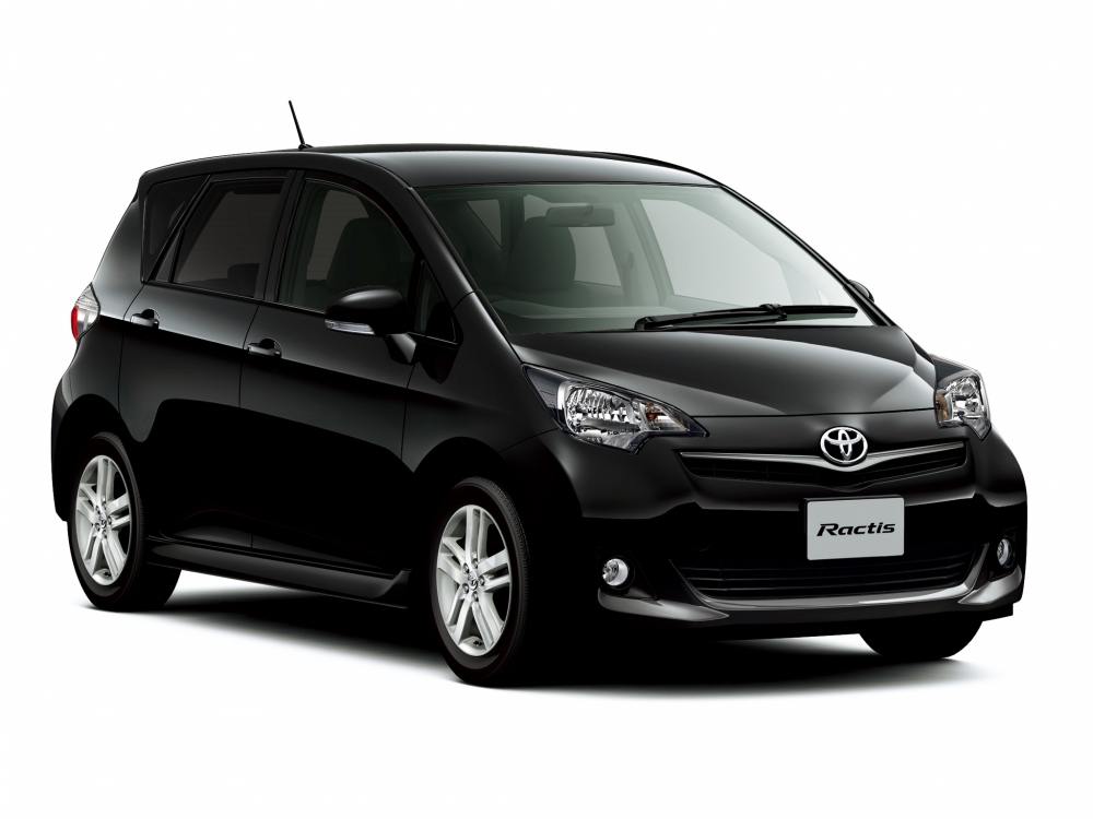 Автошторки для Toyota Ractis Хетчбэк 5D  (2010 - 2011) S правый руль