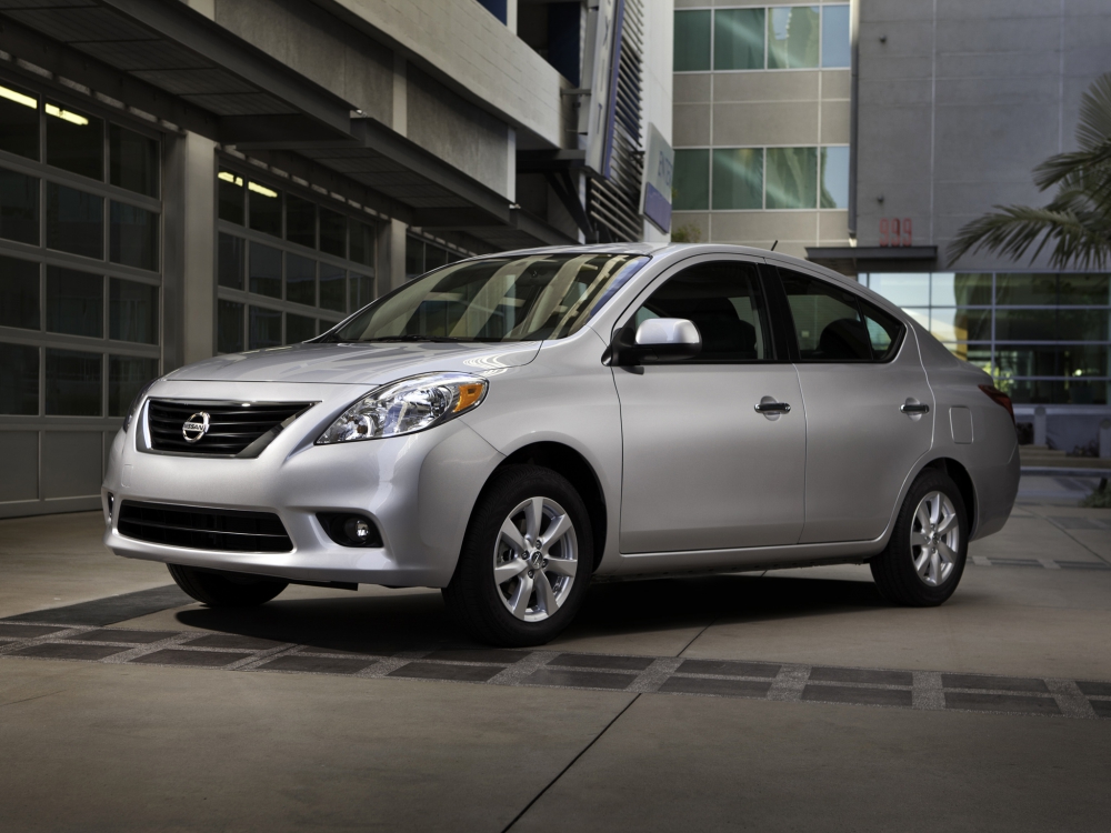 Автошторки для Nissan Versa Седан 4D  (2009 - 2011) C11