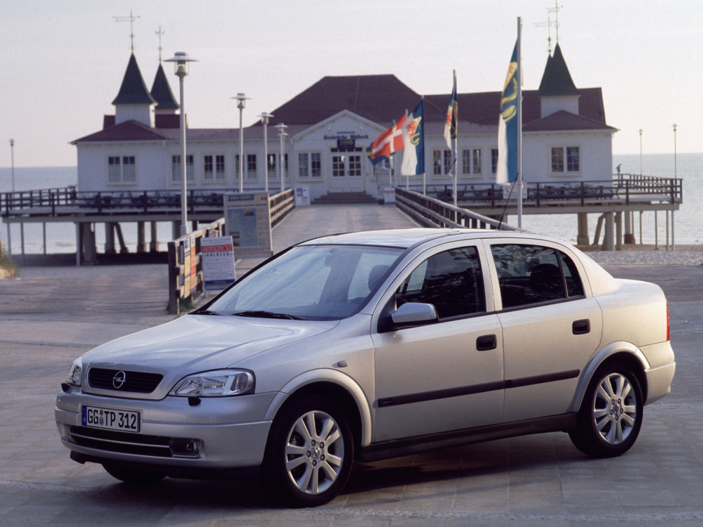 Автошторки для Opel Astra 2G Седан 4D  (1998 - 2009) G