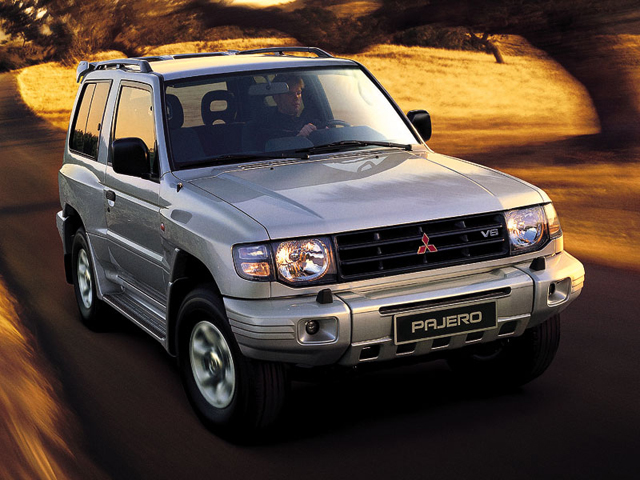 Автошторки для Mitsubishi Pajero 2G Внедорожник 3D  (1991 - 1999)