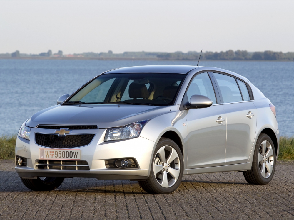 Автошторки для Chevrolet Cruze 1G Хетчбэк 5D  (2010 - 2012) J300