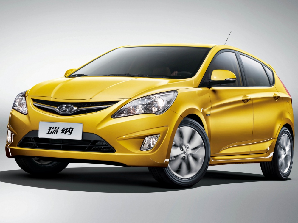 Автошторки для Hyundai Verna 4G Хетчбэк 5D  (2010 - 2018) RB