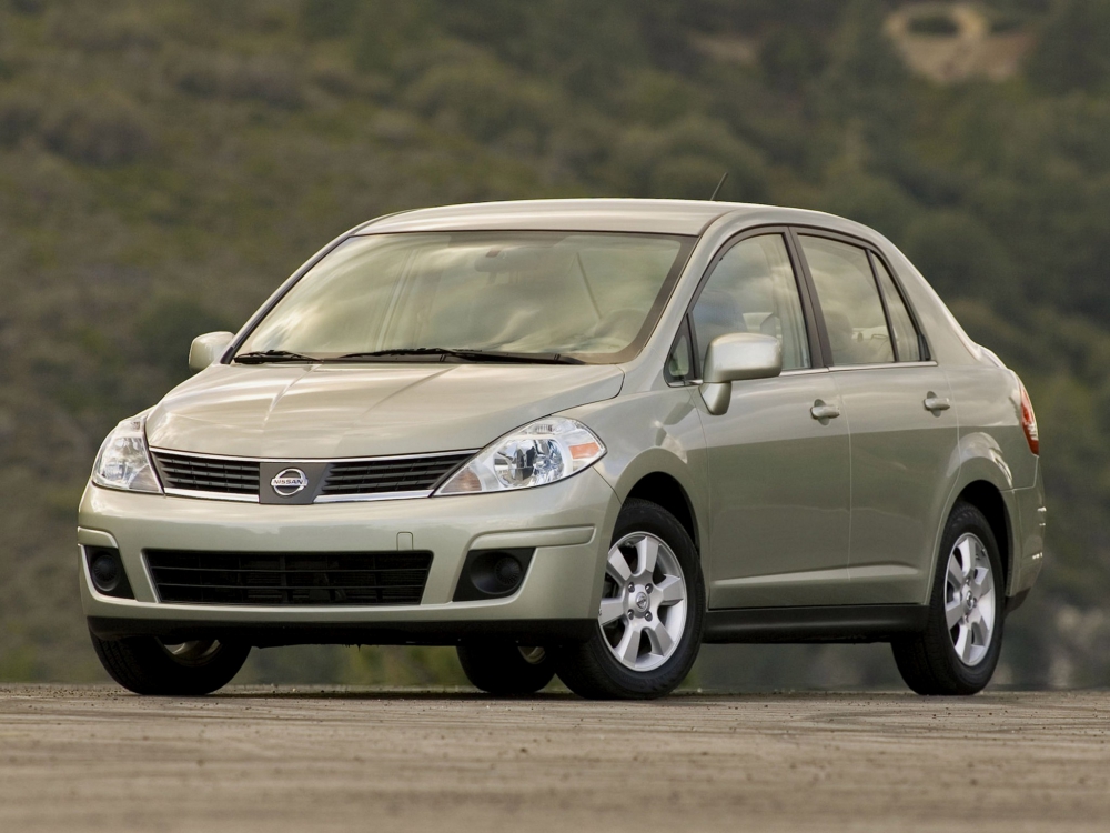 Автошторки для Nissan Versa Седан 4D  (2006 - 2009) C11