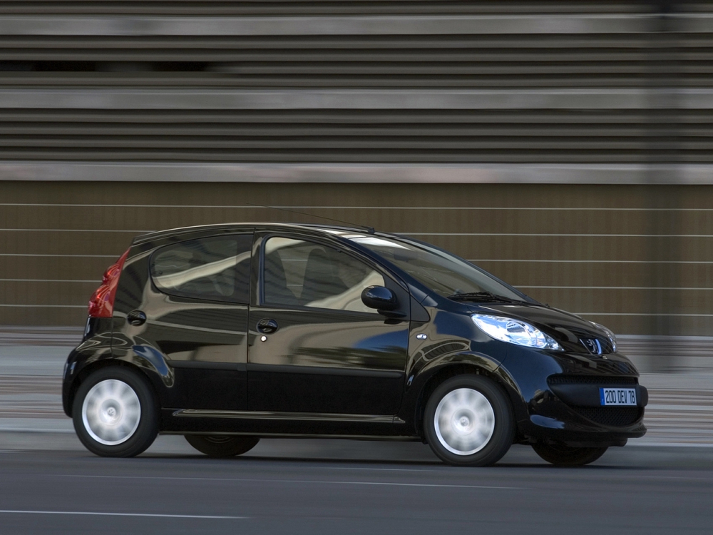 Автошторки для Peugeot 107 Хетчбэк 5D  (2005 - 2008)