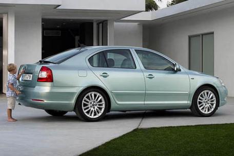 Автошторки для Skoda Octavia 2G Лифтбэк 5D  (2004 - 2013) A5 с дворниками